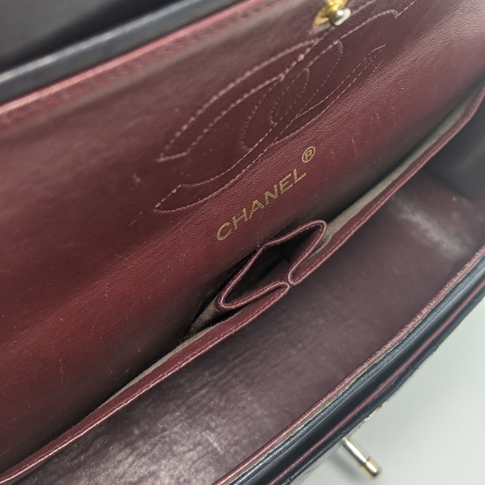 🎉CHANEL Black 2.55 Double Flap Bag Bijoux Chain - Picture 9 of 17